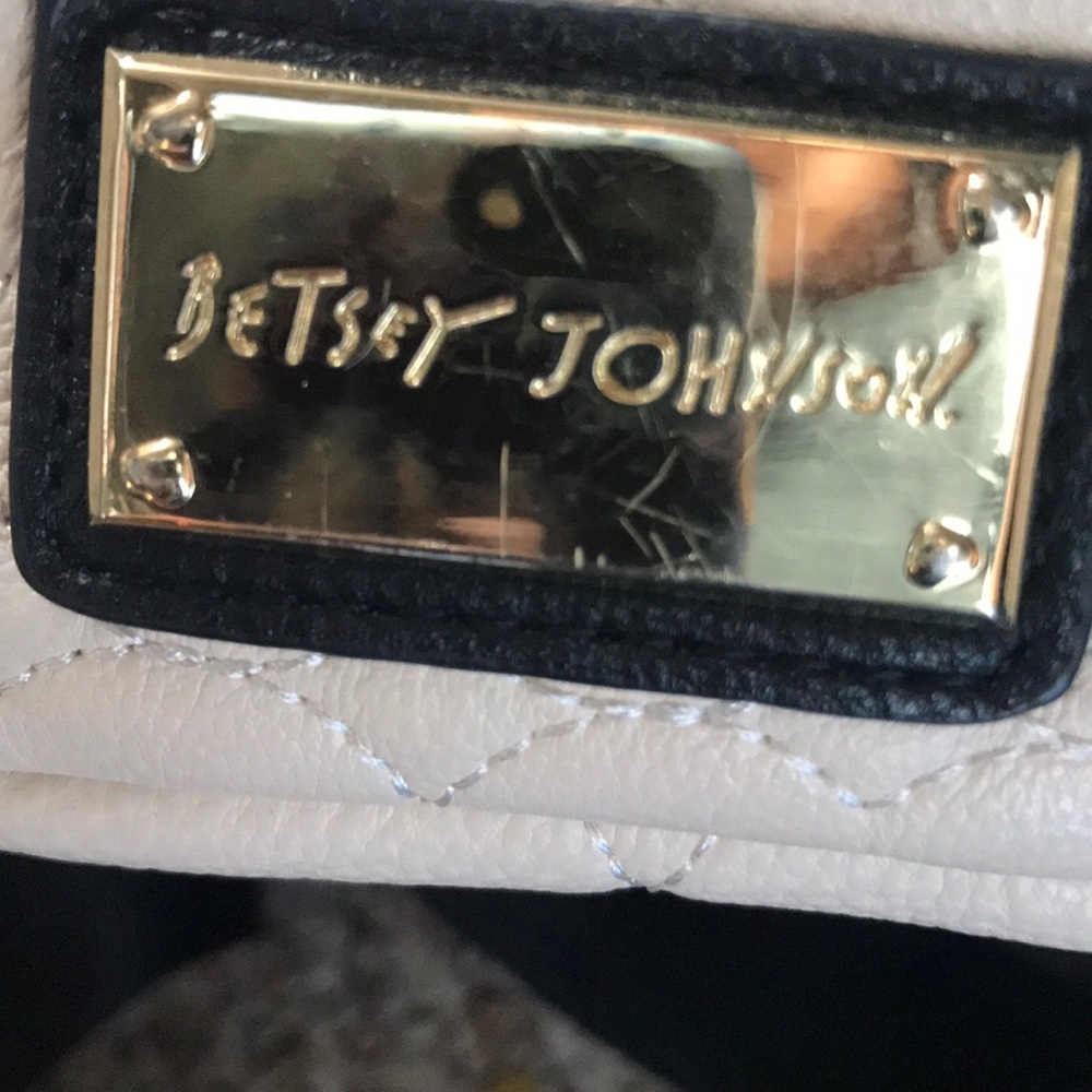 Betsey Johnson Lunchbox